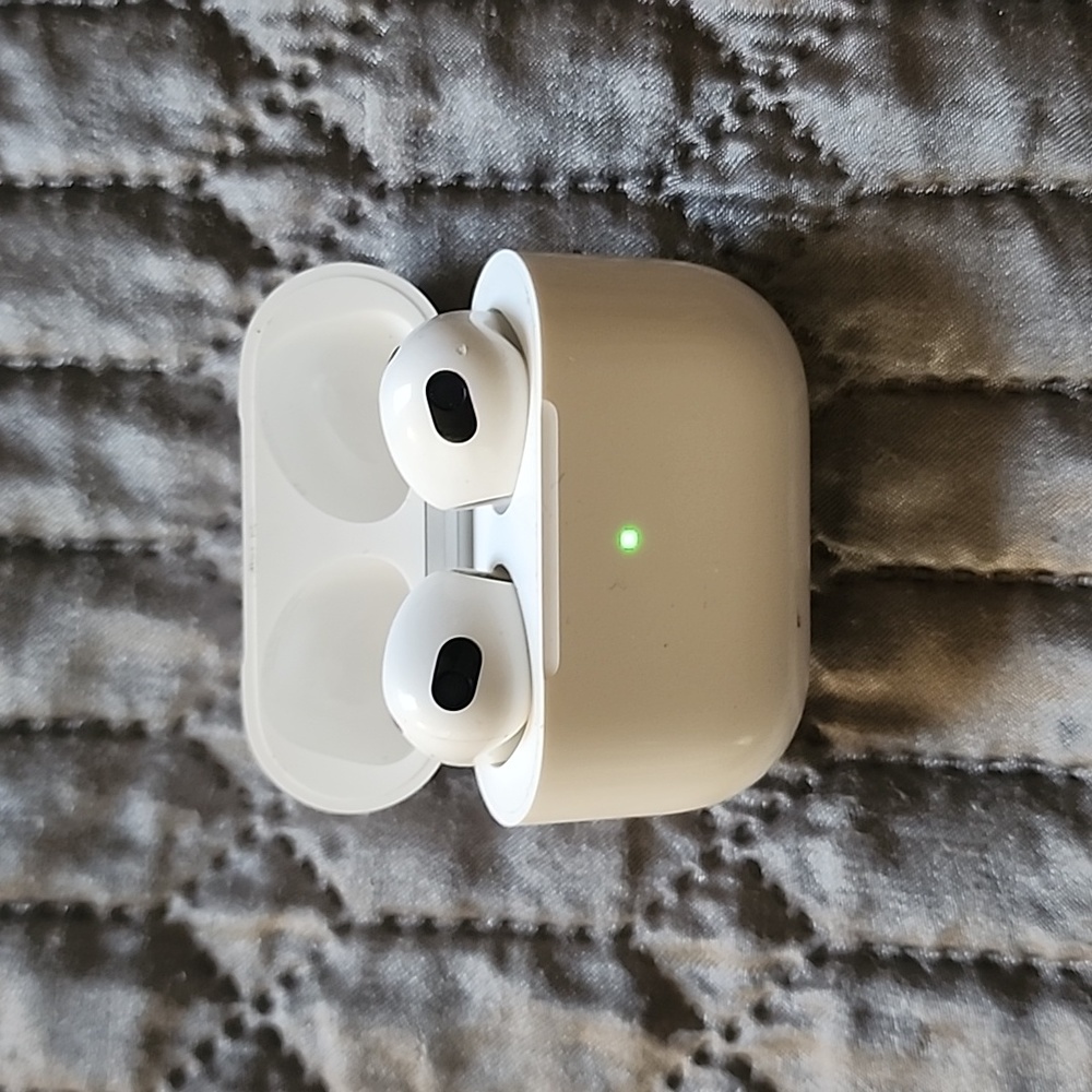 Apple Airpods 3rd gen